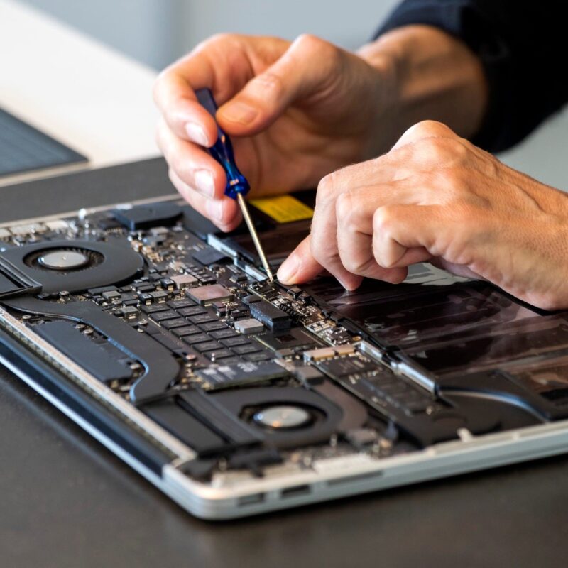laptop repair services