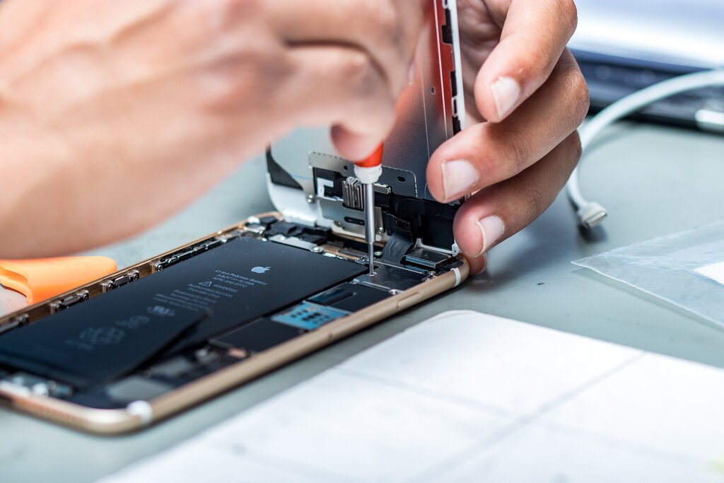 Why Brand Matters in Phone Repair and How to Fix Yours