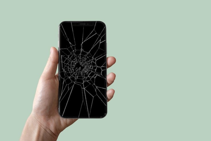 How to Fix a Shattered Phone Screen: Repair & Replacement Guide